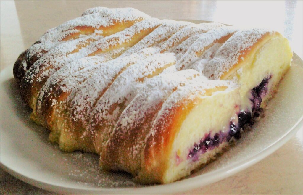 Treccia mochena, pane tipico della cucina trentina